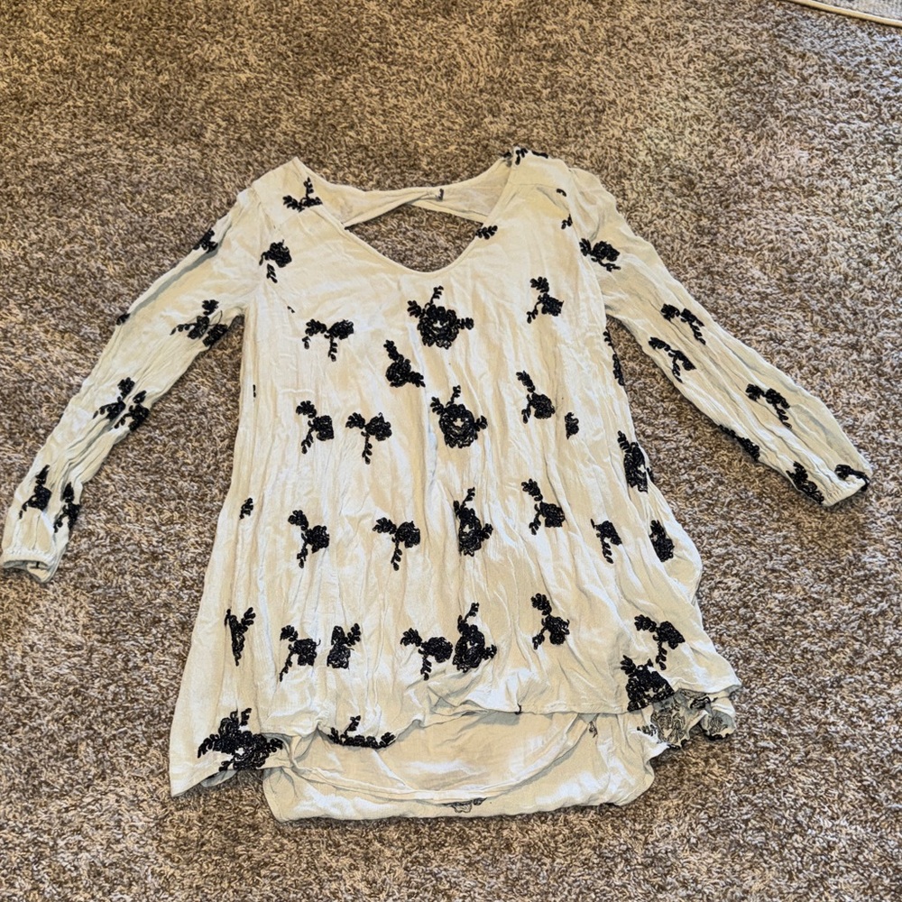 Free People- Mint Long Sleeve Top/Dress with Black Floral Design